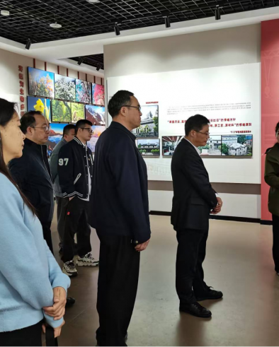 重走长征路 医心助振兴