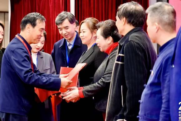 中华中医药学会适宜技术国际推广合作研讨会—“夯实基础、跨界融合、出海发展”(图1)