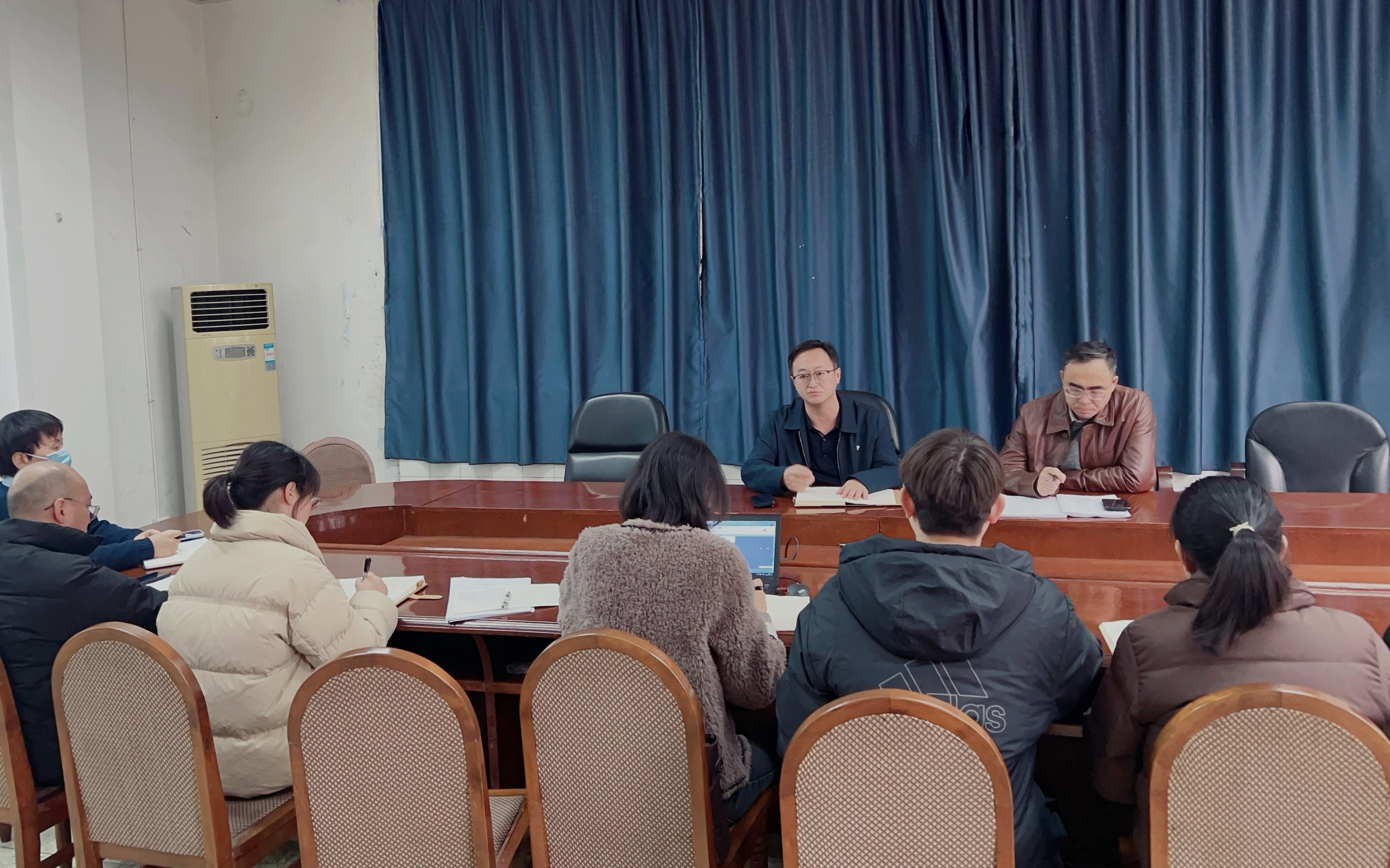 早谋划 开新局——我院召开2026年重点工作专题研讨会(图2) 早谋划 开新局——我院召开2026年重点工作专题研讨会(图2)